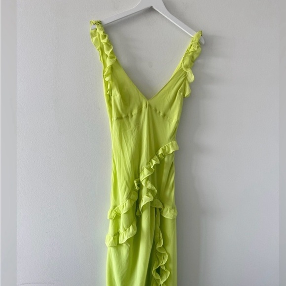 HOUSE OF CB Pixie Lime Green Ruffle Maxi Dress M - Picture 4 of 6